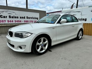 2011 - BMW 1-Series Manual