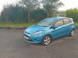 2011 - Ford Fiesta Manual