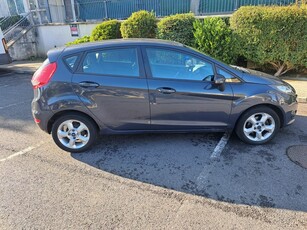 2011 - Ford Fiesta Manual