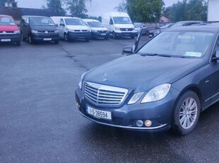 2011 - Mercedes-Benz E-Class Automatic