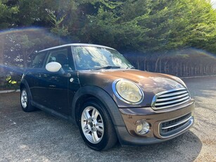 2011 - Mini Cooper Automatic