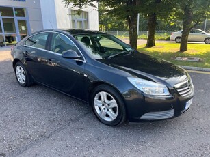 2011 - Opel Insignia Manual