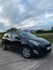 2011 - Renault Grand Scenic Manual