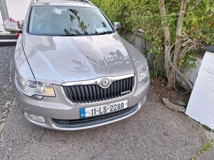 2011 - Skoda Superb Manual