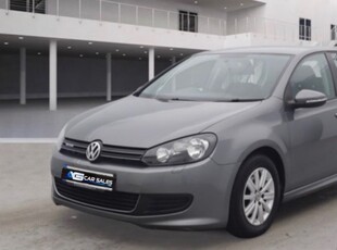 2011 - Volkswagen Golf Manual