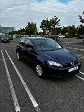 2011 - Volkswagen Golf Manual