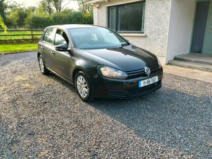 2011 - Volkswagen Golf Manual