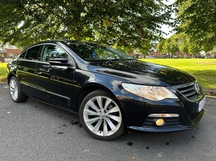 2011 - Volkswagen Passat Manual