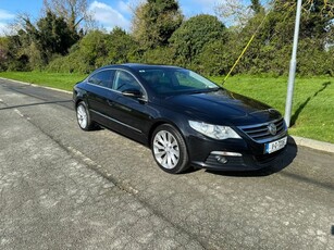 2011 - Volkswagen Passat Manual