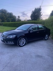 2011 - Volkswagen Passat Manual