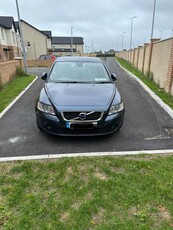 2011 - Volvo S40 Manual