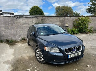 2011 - Volvo S40 Manual