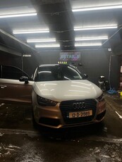 2012 - Audi A1 Manual