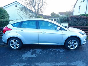 2012 - Ford Focus Manual