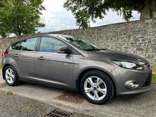 2012 - Ford Focus Manual