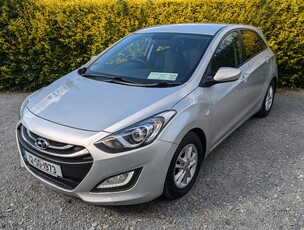 2012 - Hyundai i30 Manual