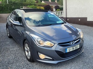 2012 - Hyundai i40 Manual