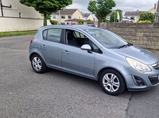 2012 - Opel Corsa Manual