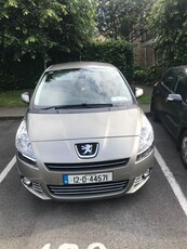 2012 - Peugeot 5008 Automatic