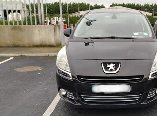 2012 - Peugeot 5008 Automatic