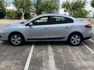 2012 - Renault Fluence Manual