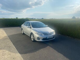 2012 - Toyota Corolla Manual