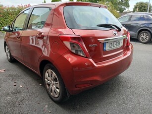 2012 - Toyota Yaris Manual