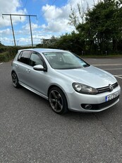 2012 - Volkswagen Golf Manual