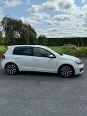 2012 - Volkswagen Golf Manual