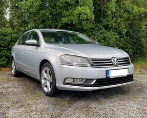 2012 - Volkswagen Passat Manual