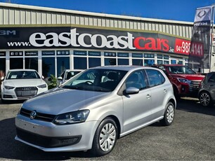 2012 - Volkswagen Polo Automatic