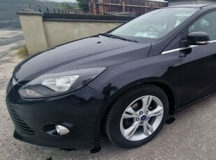 2013 - Ford Focus Manual