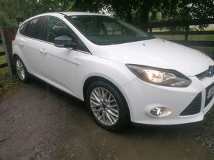 2013 - Ford Focus Manual