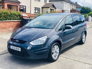 2013 - Ford S-Max Manual