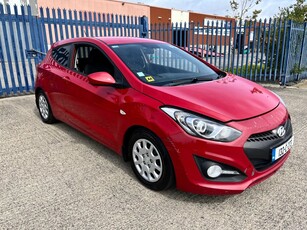 2013 - Hyundai i30 Manual