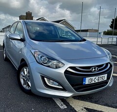 2013 - Hyundai i30 Manual