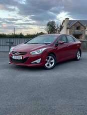 2013 - Hyundai i40 Manual