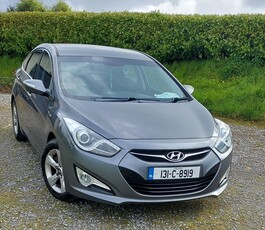 2013 - Hyundai i40 Manual