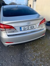 2013 - Hyundai i40 Manual