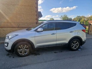 2013 - Hyundai Santa Fe Manual