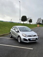 2013 - Kia Rio Manual