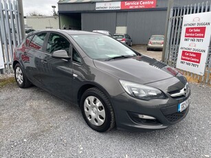 2013 - Opel Astra Manual