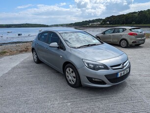 2013 - Opel Astra Manual