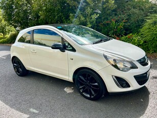 2013 - Opel Corsa Manual