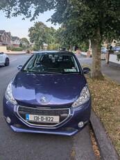 2013 - Peugeot 208 Manual