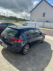 2013 - Volkswagen Golf Manual