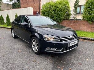 2013 - Volkswagen Passat Manual