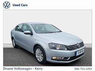 2013 - Volkswagen Passat Manual