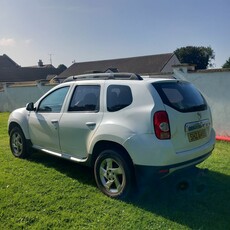 2014 - Dacia Duster Manual