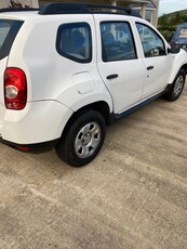 2014 - Dacia Duster Manual